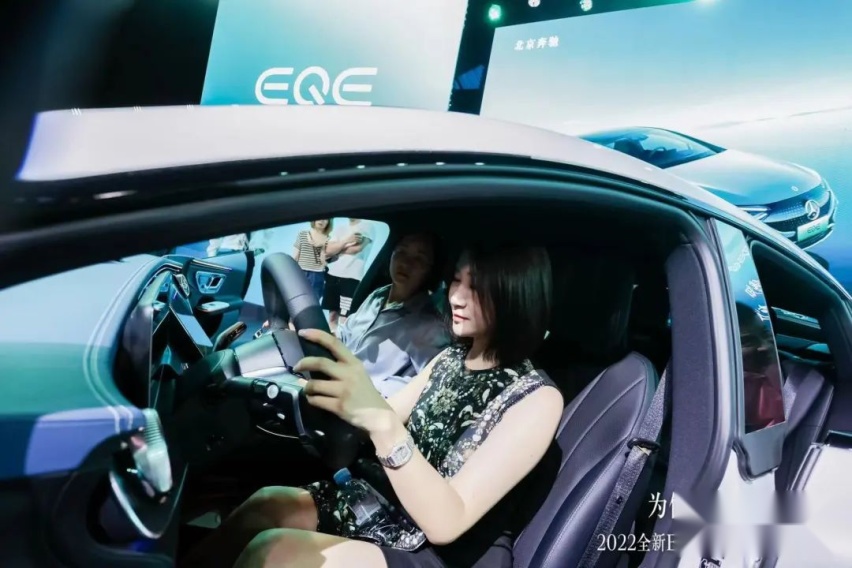 源自奔驰EVA纯电平台，全新EQE成50万豪华品质出行新选择？