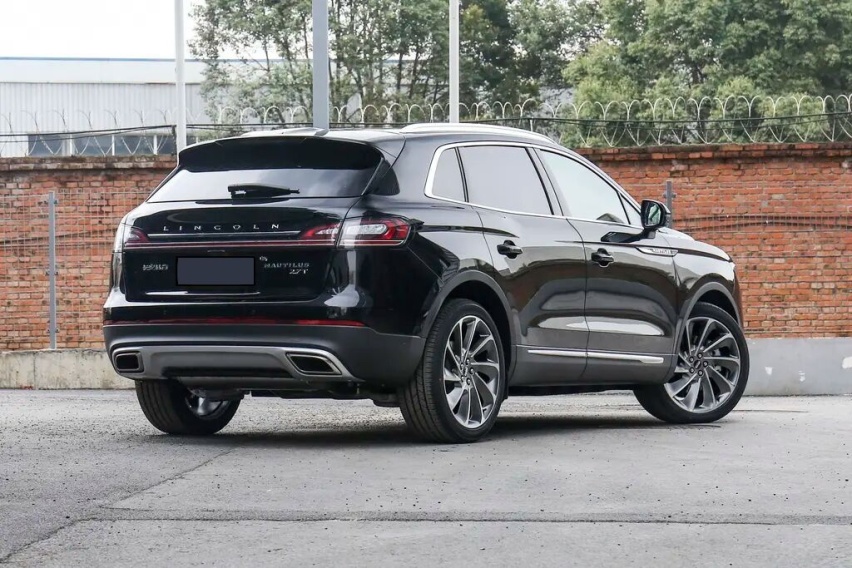 2.0T+8AT,自动挡33万多,新款林肯SUV性价比如何