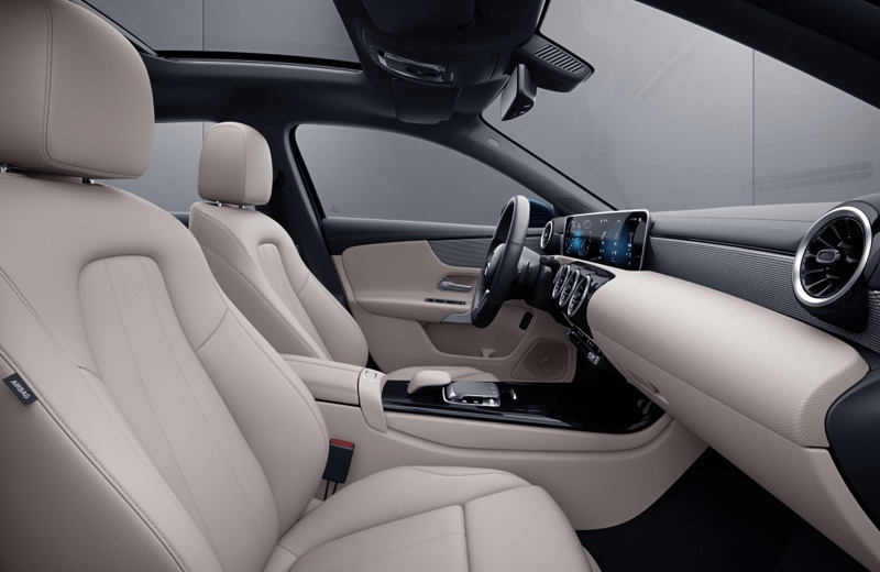 A-ClassL-Highlights3-Detail1.jpg