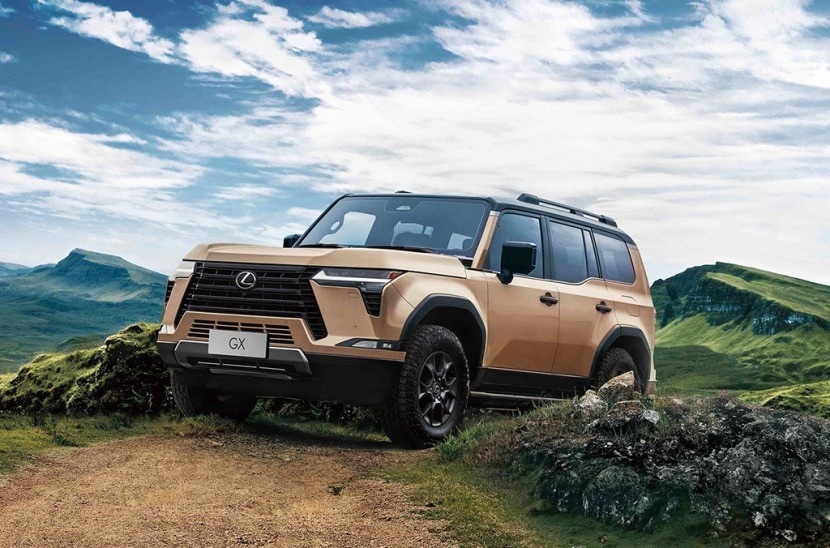 全系丰田2.4T，售77.8万起，雷克萨斯GX真把自己当精装版普拉多？