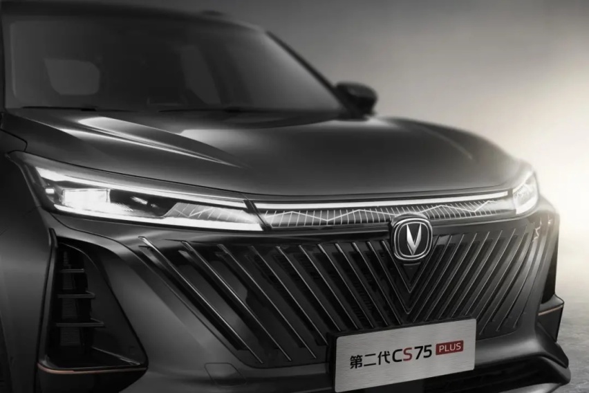 第二代CS75 PLUS来了，这是想要“三代同堂”销售？