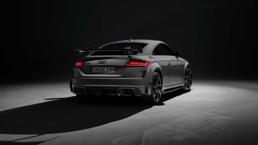 限量100台 奥迪TT RS iconic版官图发布 配专属标志