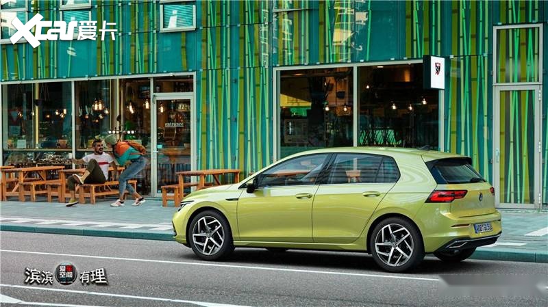 「 爱车空间 」全球畅销车型golf迎来50岁生日-爱卡汽车爱咖号