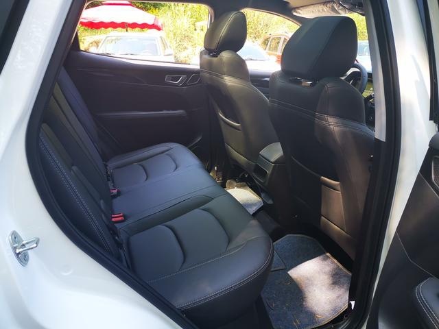 1.5L+CVT！顶配才8万块，这款SUV出手就想要热度？
