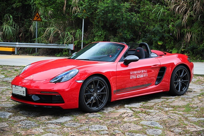 保时捷718 Boxster T首试：完美的操控，值了！