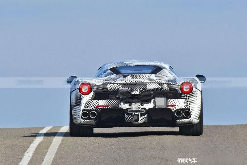 ferrari-laferrari-mula-fotos-espia-202072303-1603959044_7.jpg