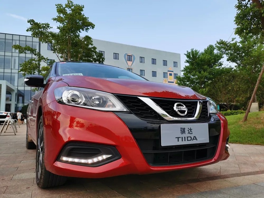 试驾2021款骐达：适合年轻人的买菜车，有啥真实优缺点？