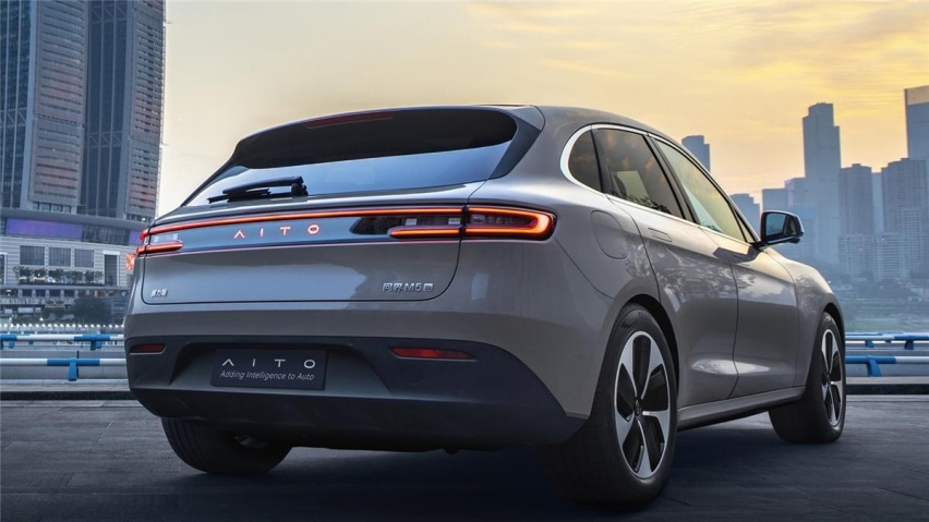 对标Model Y， AITO问界M5 EV正式上市！