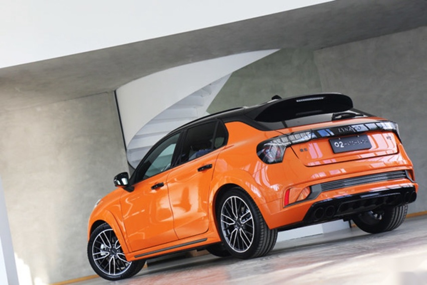 对门级小钢炮的对战 高尔夫GTI VS 领克02Hatchback