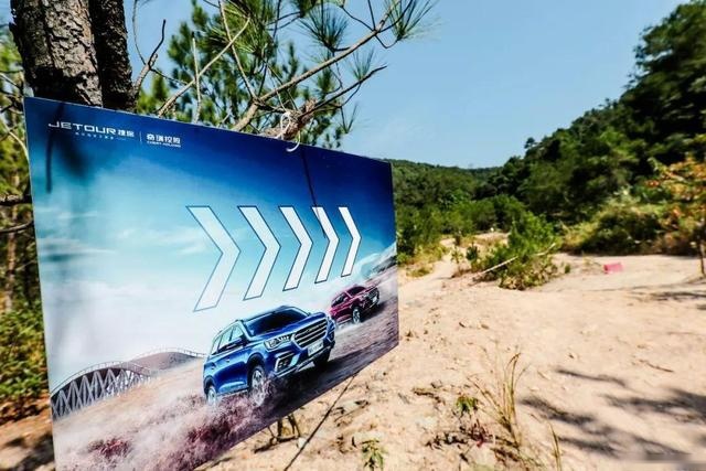 最便宜只要8万元，能越野，能旅行的中型SUV