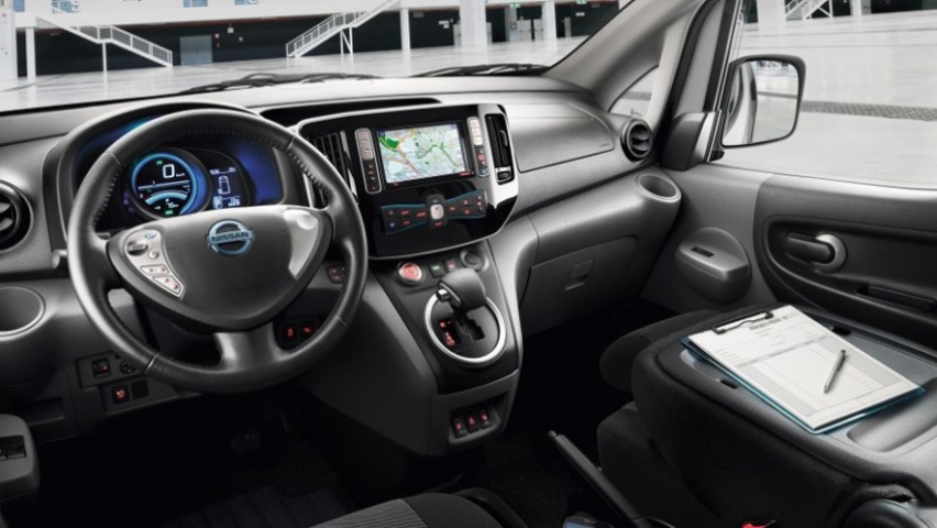 加高加长加载重，日产推e-NV200 XL Voltia