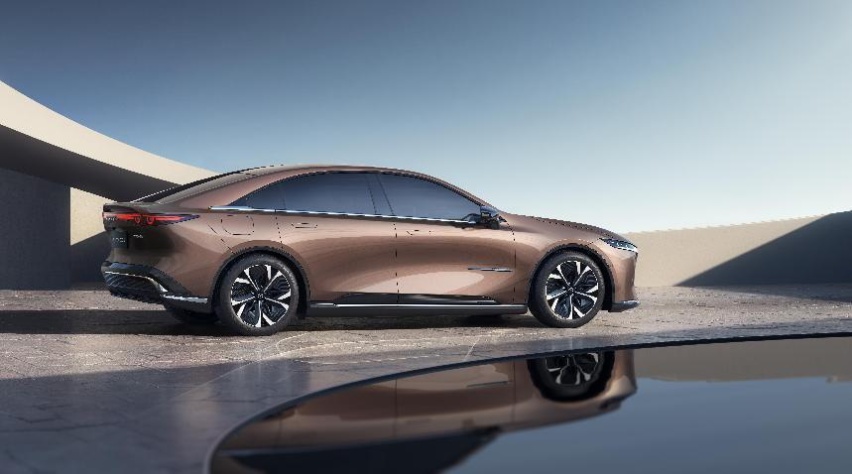 长安马自达MAZDA EZ-6正式下线，树立合资新能源价值标准