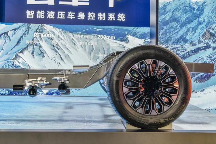 比亚迪的云辇系统到底是什么？