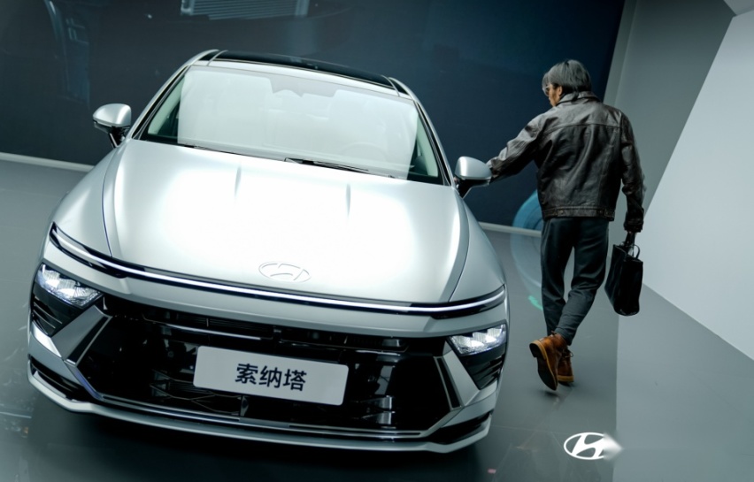 从“B1”现象说起 看北京现代如何与年轻人一起“逛街”