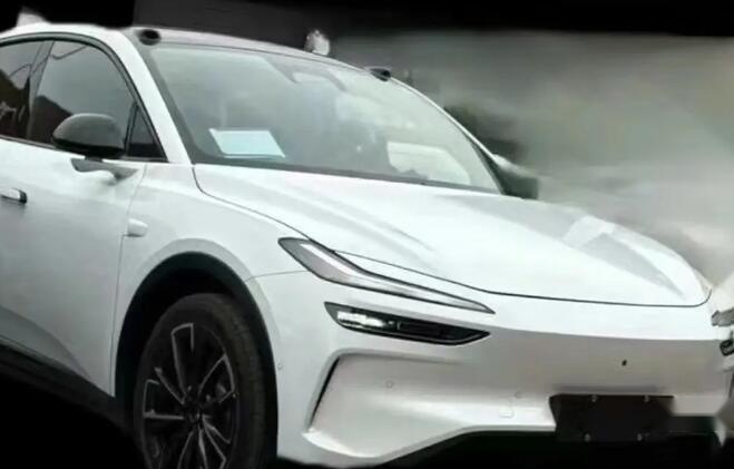 蔚来发布新品牌乐道！首款车型L60对标特斯拉Model Y，价格是优势