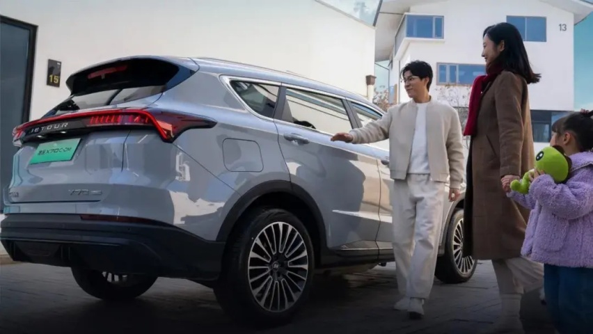 14万级混动大七座SUV 有劲、省油、舒适兼具的捷途X70 C-DM