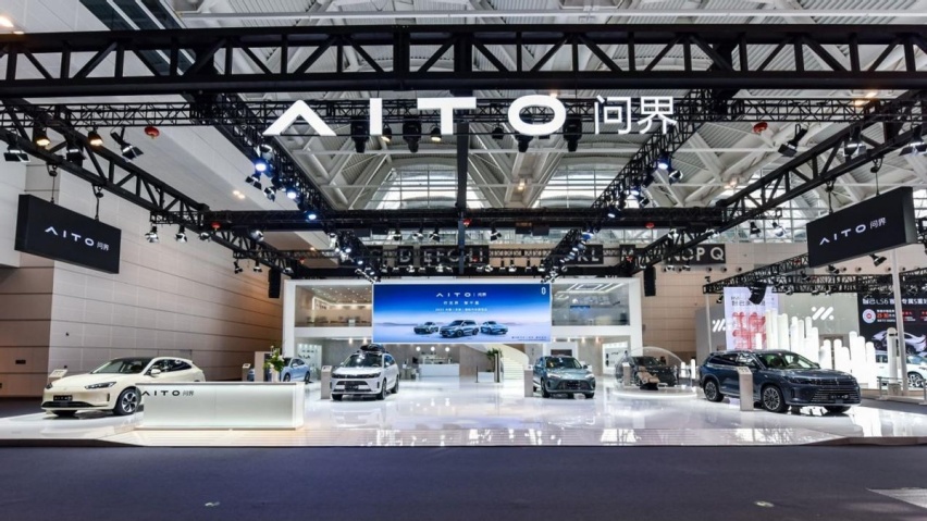 AITO问界家族登陆天津国际车展，问界新M7大五座亮相