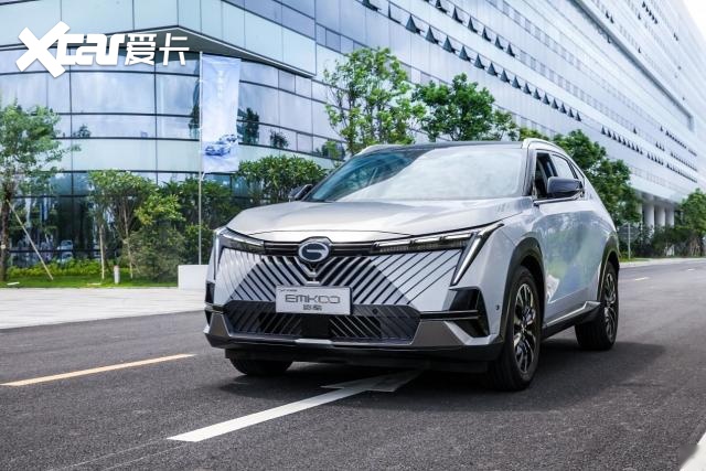 1711km极限续航+1000m记忆泊车，影酷“双料王”