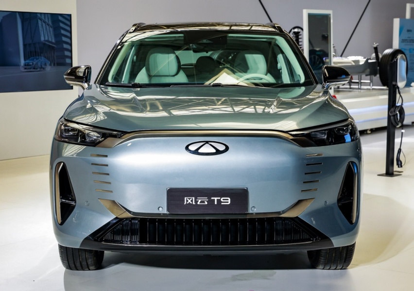 奇瑞的新车，长4820mm，续航可达1300km，造型像路虎星脉