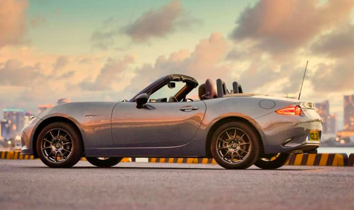 限量150台 马自达MX-5 R-Sport官图