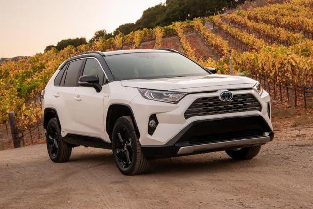 最强RAV4即将来袭！还不抢先了解？丰田RAV4 插混版官图