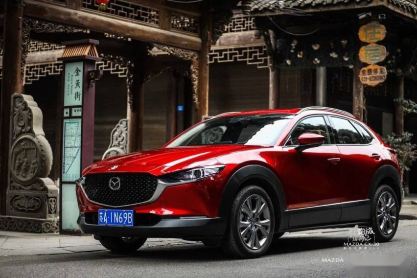 试过CX-30后，被老婆路转粉逼着买车