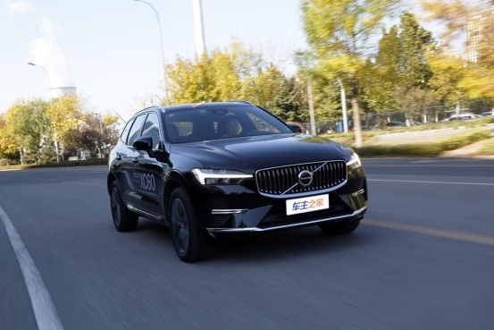 XC60最高3万置换补贴26.9万起！是否比同价位Q5L更有质价比？