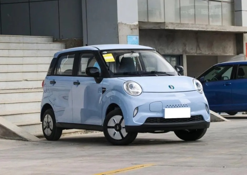 和欧拉的猫很像，价格却接近宏光MINI EV，凌宝BOX蔡文姬走可爱风