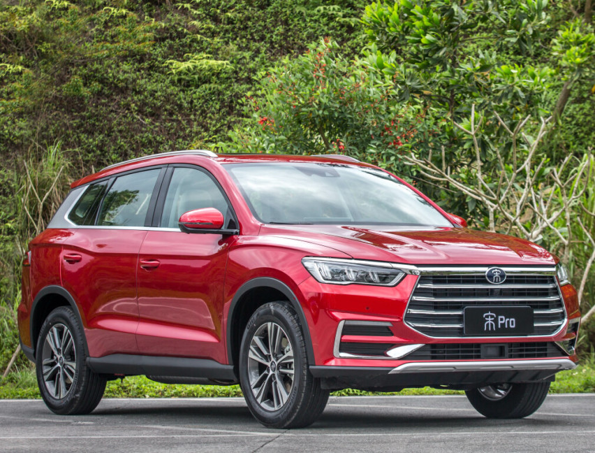 这款不到十万的国产SUV，凭什么痛打同价位合资车？