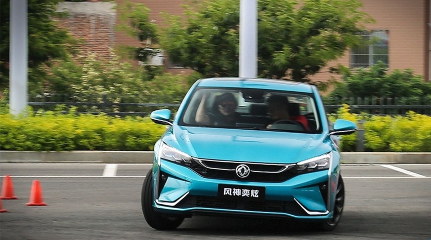 居然带L2+级智能辅助驾驶系统 这车真的只6.49万起步？
