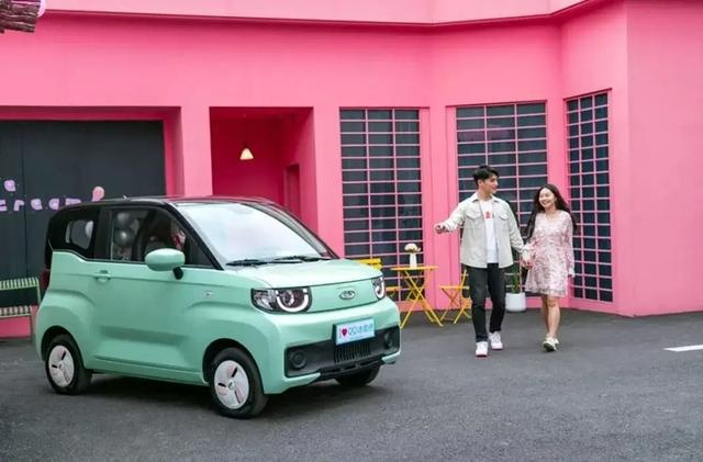 五菱真能带动小车大市场？吃肉很难，最多是蹭汤