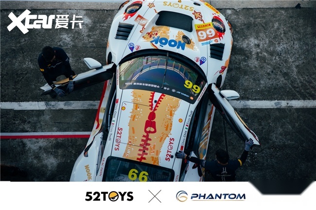 潮趣加速度！52TOYS联动国内顶尖车队驰骋China GT珠海站