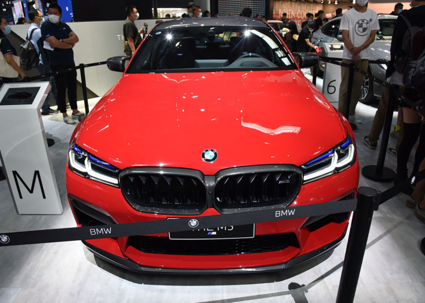 4.4T+8AT的宝马，售价143.89万，不好驾驭的M5