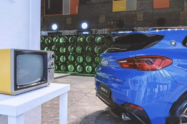全身上下LOGO最多的宝马到底有什么不同？试驾创新BMW X2