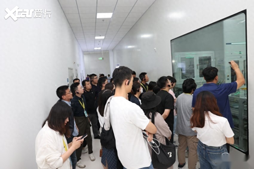 蜂巢能源快速发展的秘密，我们在盐城工厂亲眼看到了