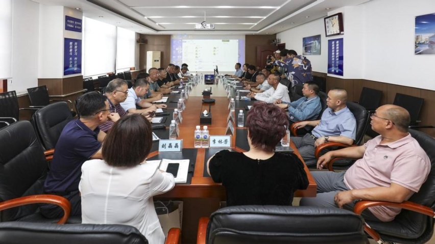 汽博会配套活动房车论坛顺利举行今日房车网正式上线