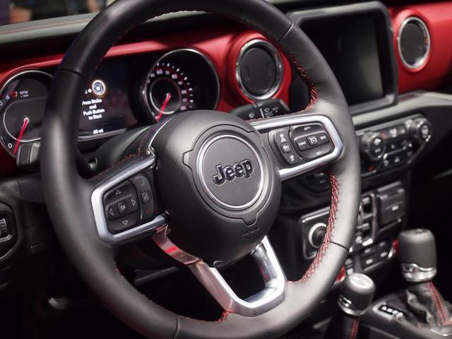 Jeep Gladiator皮卡亮相上海车展 轴距超3米 配V6发动机