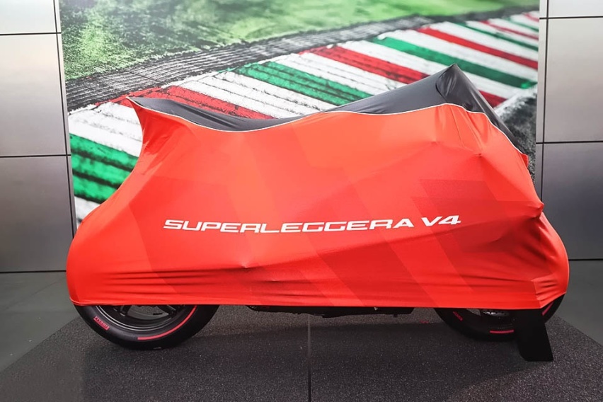 能上牌的赛车 杜卡迪Superleggera V4香港开箱