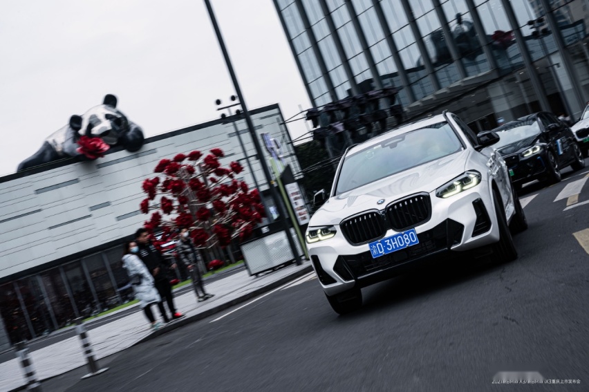 了不起的X！新BMW X3/新BMW iX3重庆正式上市