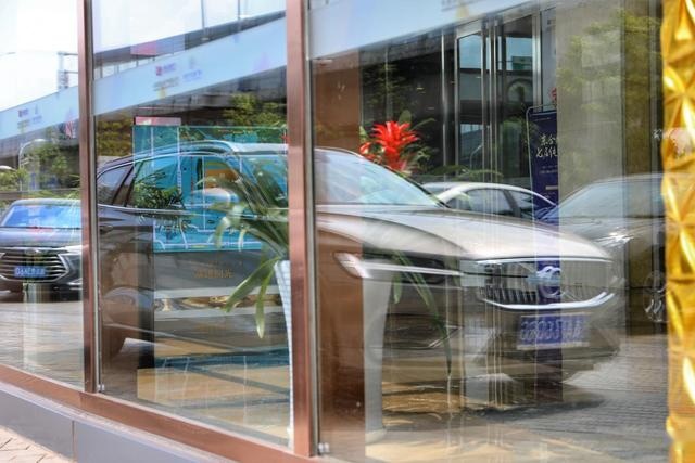 到店实拍｜家与旅行缺你不可，沃尔沃全新V60两种动力4款车型