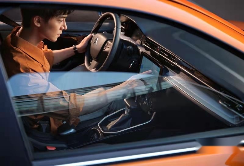 雪铁龙家族“快乐星球SUV”,有颜有型的全新C3-XR受年轻人青睐