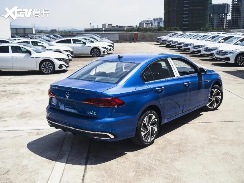 全新宝来购车手册：智行版性价比最高，1.4T动力值得多花1万吗？