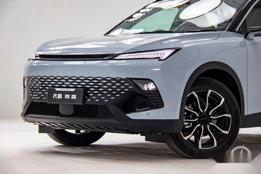 量产里面的绝绝子  实拍北京汽车魔方  首搭华为智能座舱的燃油SUV