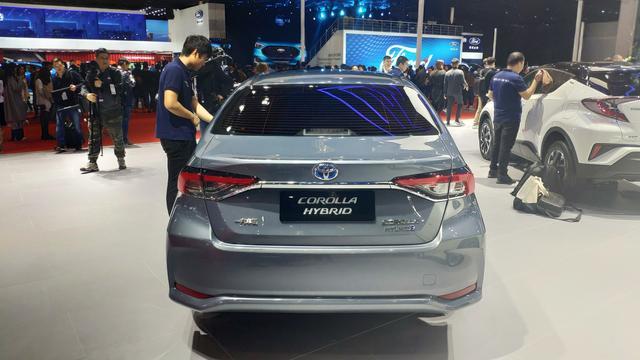 上海车展:一汽丰田卡罗拉双擎实车