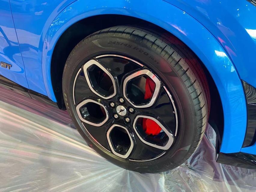 2021上海车展探馆：长安福特Mustang Mach-E GT版