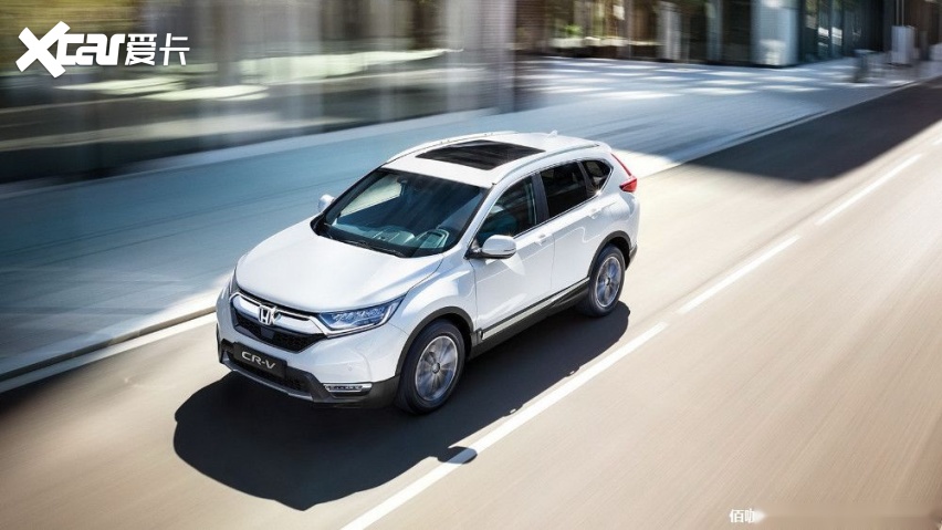 CR-V_Hybrid_Seamless_Drive_1728x972.jpg