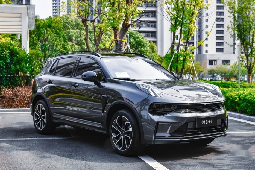 领克01 EM-F：潮流年轻人买的第一台混动SUV