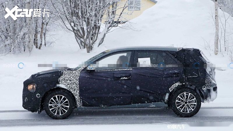 2022-kia-niro-side-spy-photo.jpg