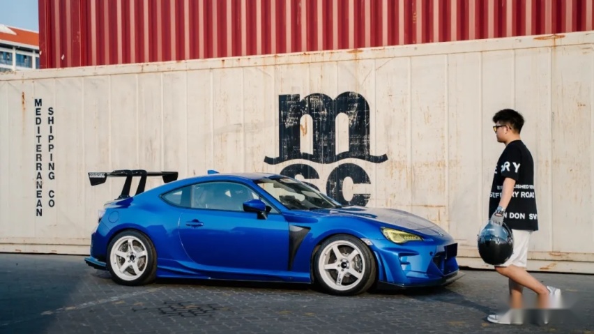 改装清单远超18cm的斯巴鲁BRZ，试遍OHLINS、ARAGOSTA