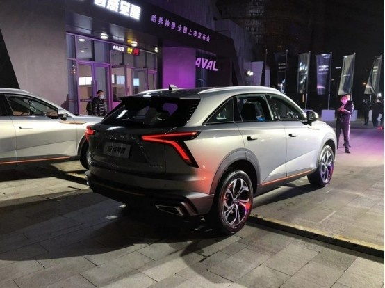 新科技旗舰SUV，哈弗神兽来袭！
